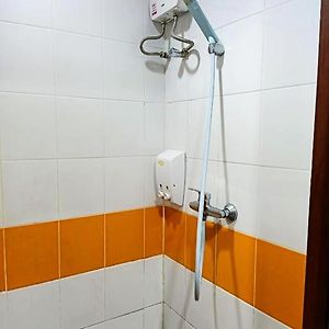 Zimmer mit zwei Einzelbetten